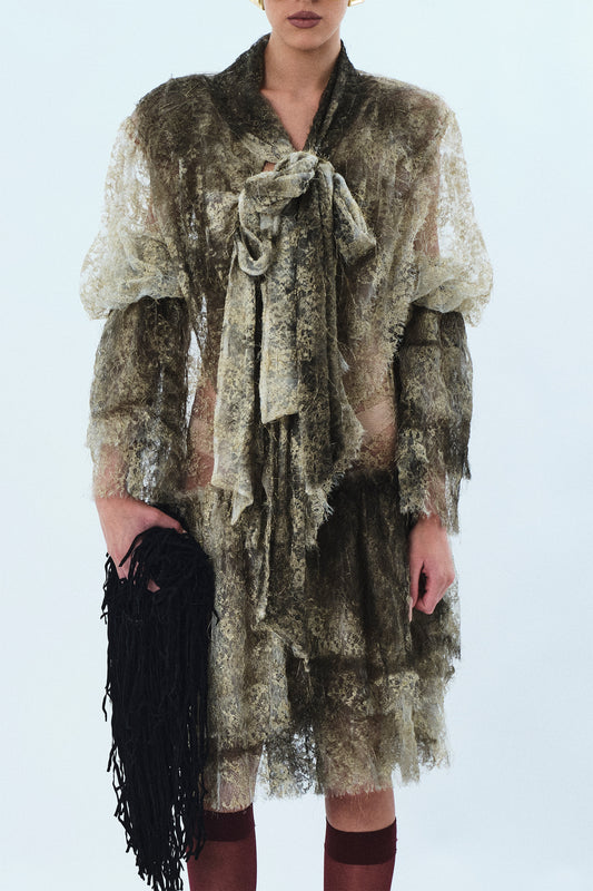 Abito aerografato in pizzo