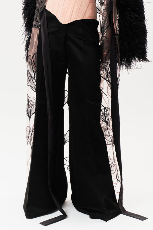 Auriga trousers black